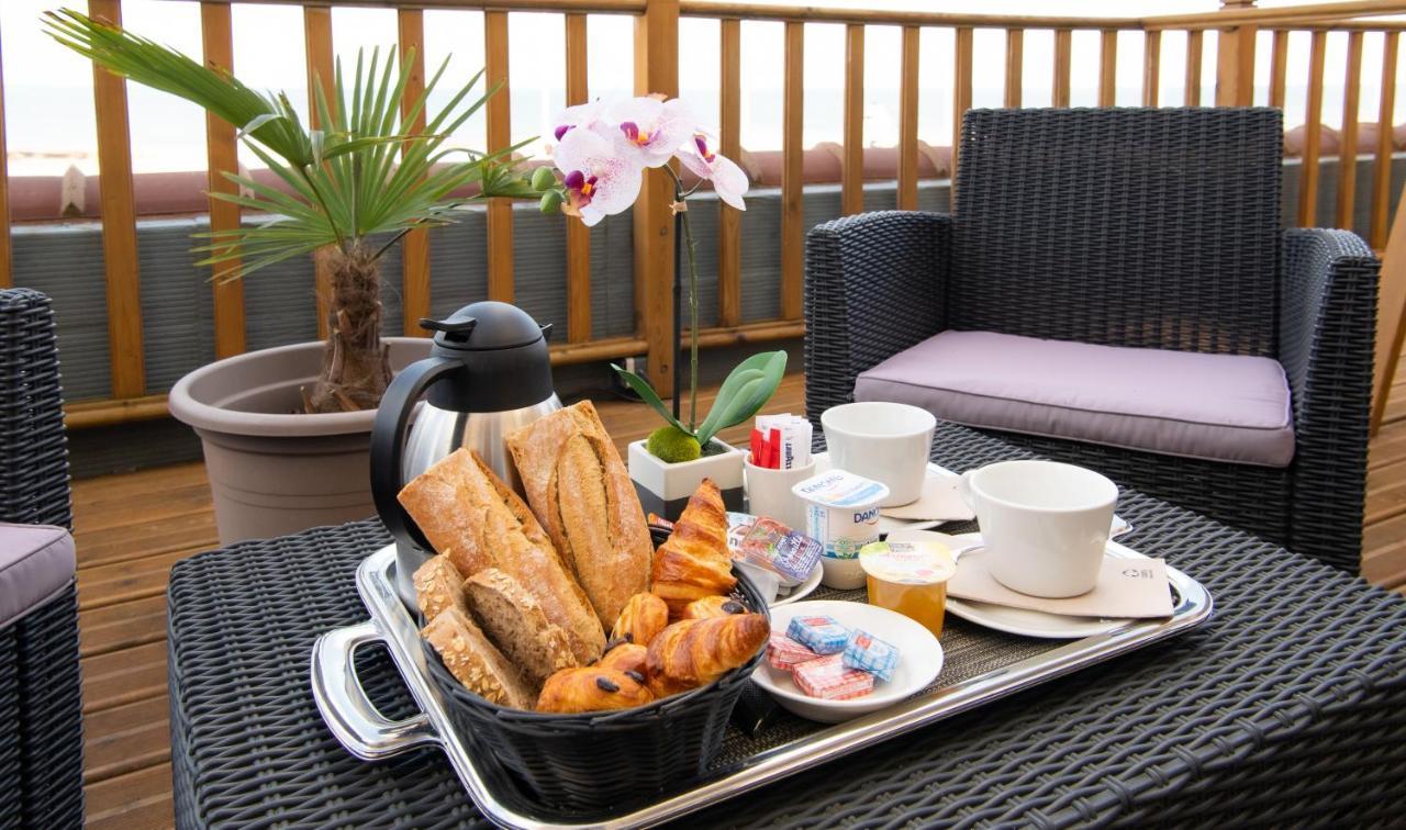 Saint Aubin Logis Hotel & Restaurant Exterior photo