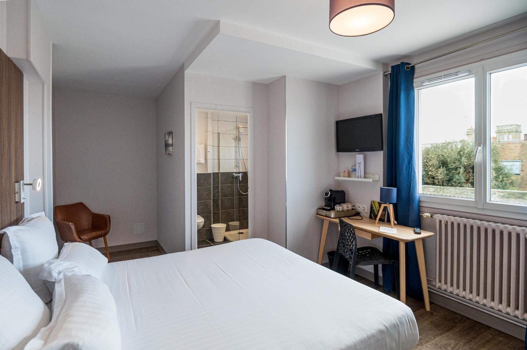 Saint Aubin Logis Hotel & Restaurant Exterior photo