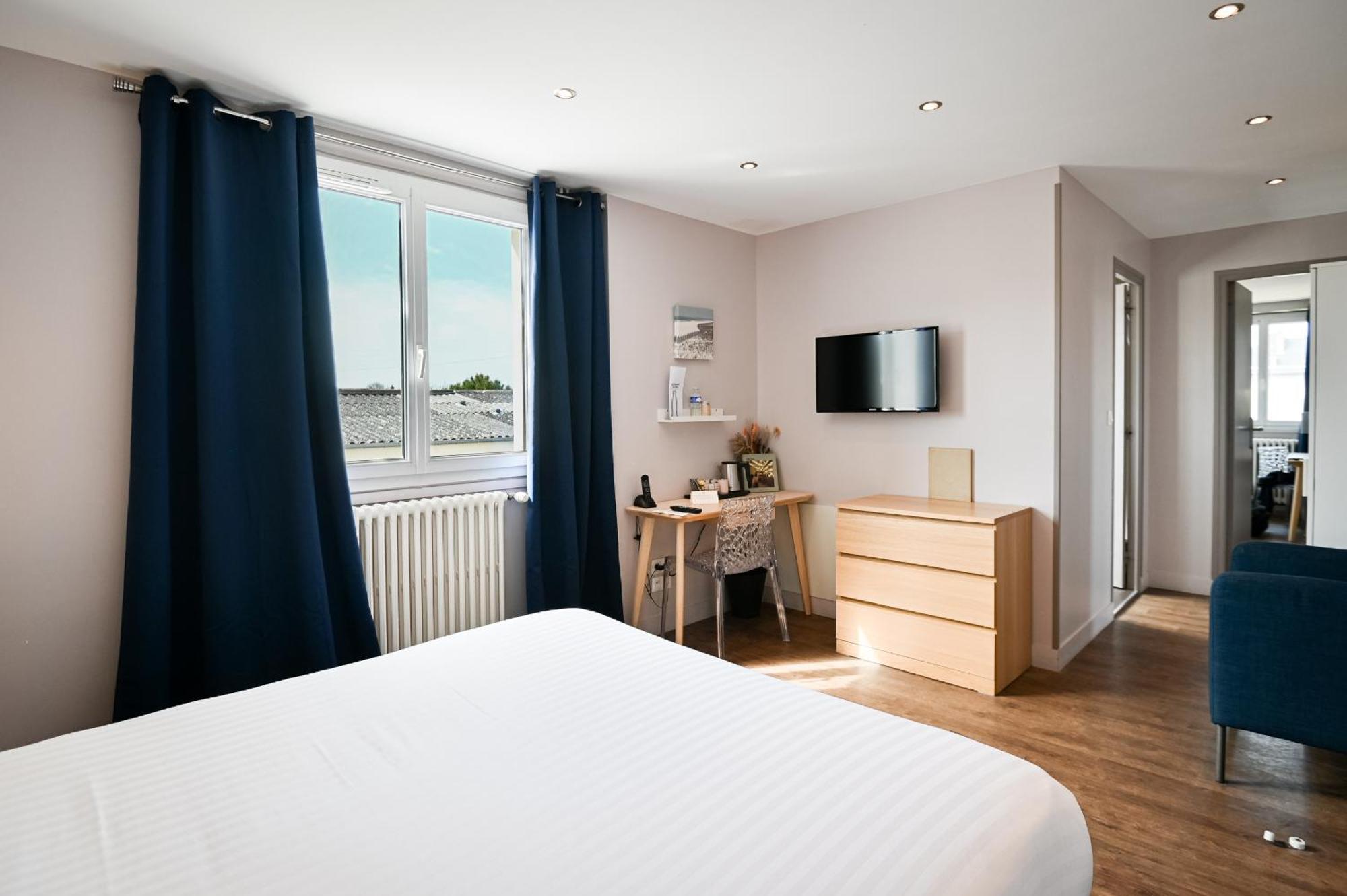 Saint Aubin Logis Hotel & Restaurant Exterior photo